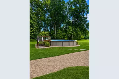 7901 N 300 E, Rolling Prairie, IN 46371 - Photo 8