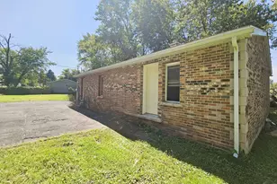 2813 New Hampshire St, Lake Station, IN 46405 - Photo 24