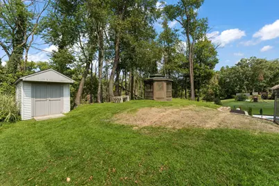 2630 E 9th Place, Hobart, IN 46342 - Photo 48