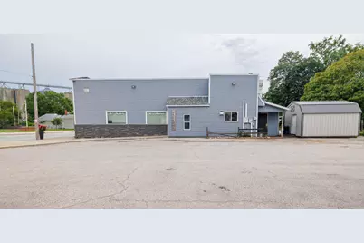 215 E State Street, Morocco, IN 47963 - Photo 4