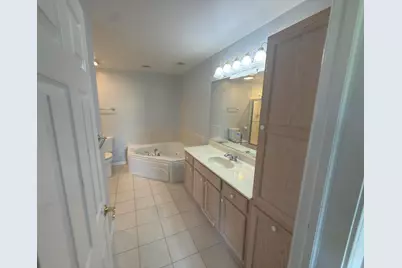 10000 Wildwood Lane, Highland, IN 46322 - Photo 12