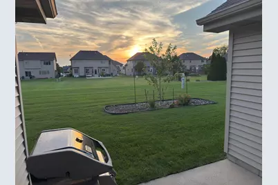 10000 Wildwood Lane, Highland, IN 46322 - Photo 20