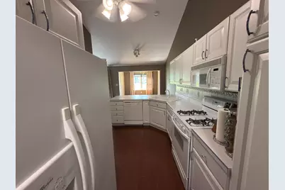 10000 Wildwood Lane, Highland, IN 46322 - Photo 6