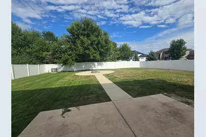 10091 Pearwood Drive, Saint John, IN 46373 - Photo 2
