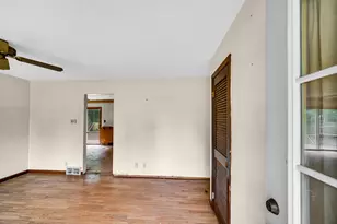90 S 275 W, Valparaiso, IN 46385 - Photo 18
