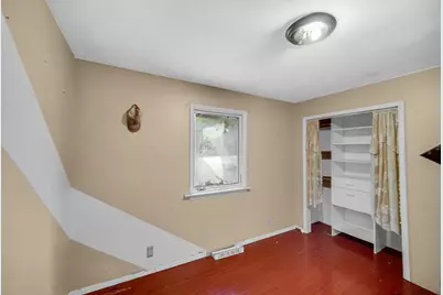 90 S 275 W, Valparaiso, IN 46385 - Photo 4