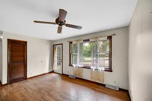 90 S 275 W, Valparaiso, IN 46385 - Photo 16