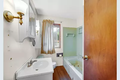 90 S 275 W, Valparaiso, IN 46385 - Photo 10