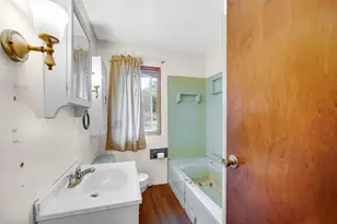 90 S 275 W, Valparaiso, IN 46385 - Photo 10