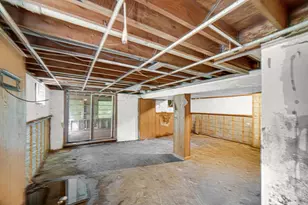 90 S 275 W, Valparaiso, IN 46385 - Photo 20
