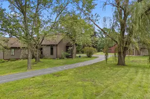 1700 W 10th St, Hobart, IN 46342 - Photo 38