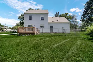 4505 Flint Lake Gateway, Valparaiso, IN 46383 - Photo 2