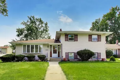 1838 Bluebird Lane, Munster, IN 46321 - Photo 2