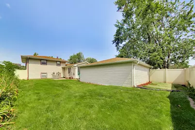 1838 Bluebird Lane, Munster, IN 46321 - Photo 36