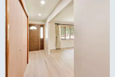 1838 Bluebird Lane, Munster, IN 46321 - Photo 4