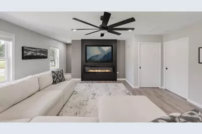 10736 Forestdale Street, Saint John, IN 46373 - Photo 2