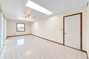 2895 S Collins Dr, La Porte, IN 46350 - Photo 18