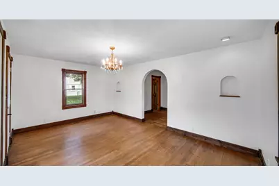 419 S 9th Street, Chesterton, IN 46304 - Photo 8