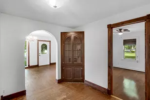 419 S 9th St, Chesterton, IN 46304 - Photo 10