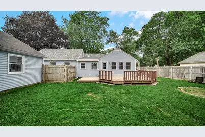 419 S 9th Street, Chesterton, IN 46304 - Photo 6