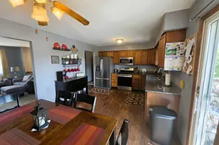1285 W 98th Ave, Crown Point, IN 46307 - Photo 6