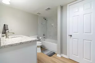 6846 Arkansas Ave, Hammond, IN 46323 - Photo 14