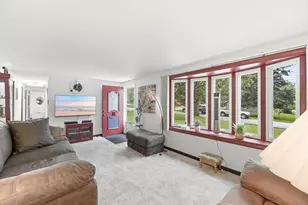 412 Westwood Dr, Michigan City, IN 46360 - Photo 4