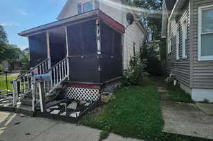 404 Green St, Michigan City, IN 46360 - Photo 2