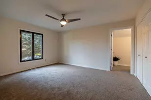 9425 Oriole Dr, Munster, IN 46321 - Photo 8