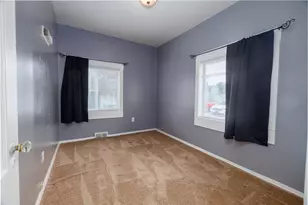 210 N Prairie St, Brookston, IN 47923 - Photo 8