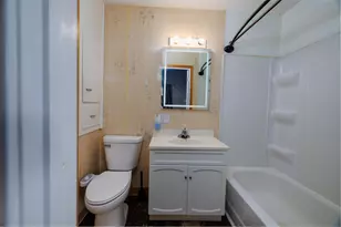 210 N Prairie St, Brookston, IN 47923 - Photo 12