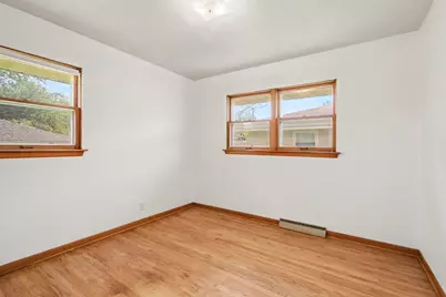 209 S Virginia Street, Hobart, IN 46342 - Photo 8