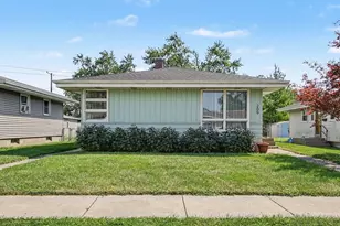 209 S Virginia St, Hobart, IN 46342 - Photo 2