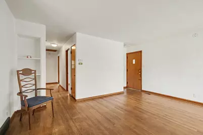 209 S Virginia Street, Hobart, IN 46342 - Photo 4