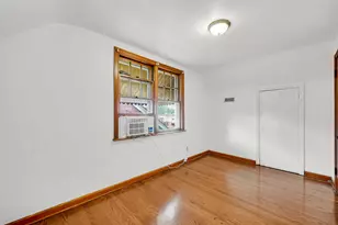 822 174th St, Hammond, IN 46324 - Photo 16