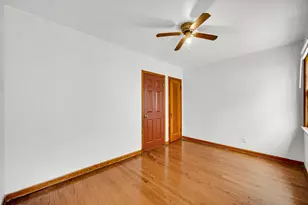 822 174th St, Hammond, IN 46324 - Photo 12