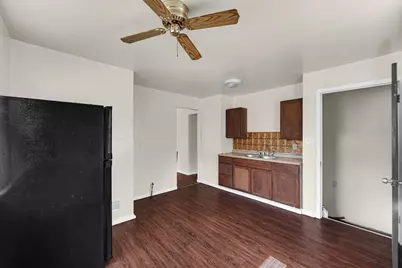621 Colfax Street, Gary, IN 46406 - Photo 4