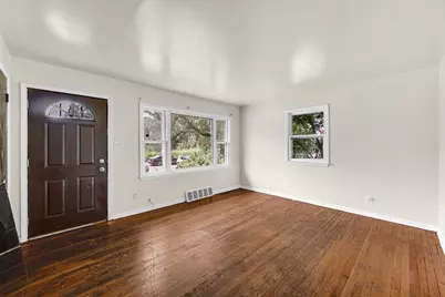 621 Colfax Street, Gary, IN 46406 - Photo 2