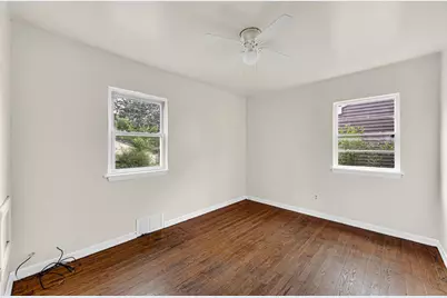 621 Colfax Street, Gary, IN 46406 - Photo 10