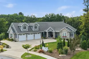 986 Sylvia Ln, Crown Point, IN 46307 - Photo 2