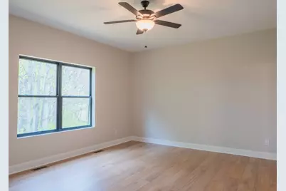 5857 W 136th Avenue, Cedar Lake, IN 46303 - Photo 10