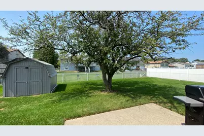 9814 Lincoln Court, Crown Point, IN 46307 - Photo 58