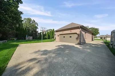 9238 Lane Street, Merrillville, IN 46410 - Photo 4