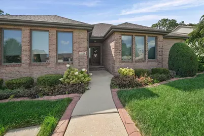 9238 Lane Street, Merrillville, IN 46410 - Photo 2