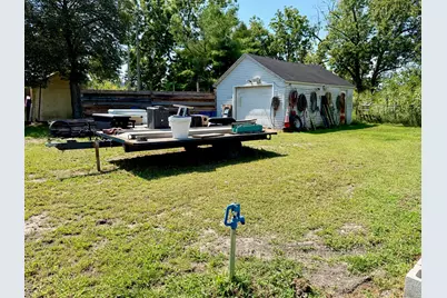 615 E Pearl Street, Medaryville, IN 47957 - Photo 2