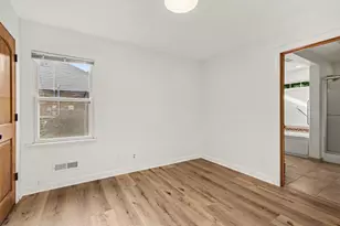 838 George St, Valparaiso, IN 46385 - Photo 6