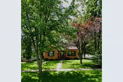 613 Madison Street, Valparaiso, IN 46385 - Photo 1