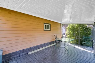 613 Madison St, Valparaiso, IN 46385 - Photo 8