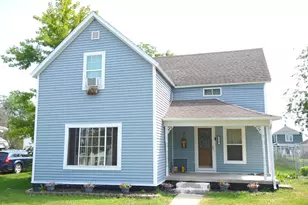 128 S Brooks St, Francesville, IN 47946 - Photo 2