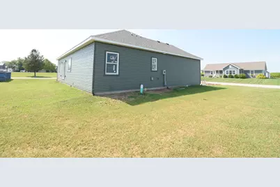 601 N Beckmon Street, Remington, IN 47977 - Photo 4